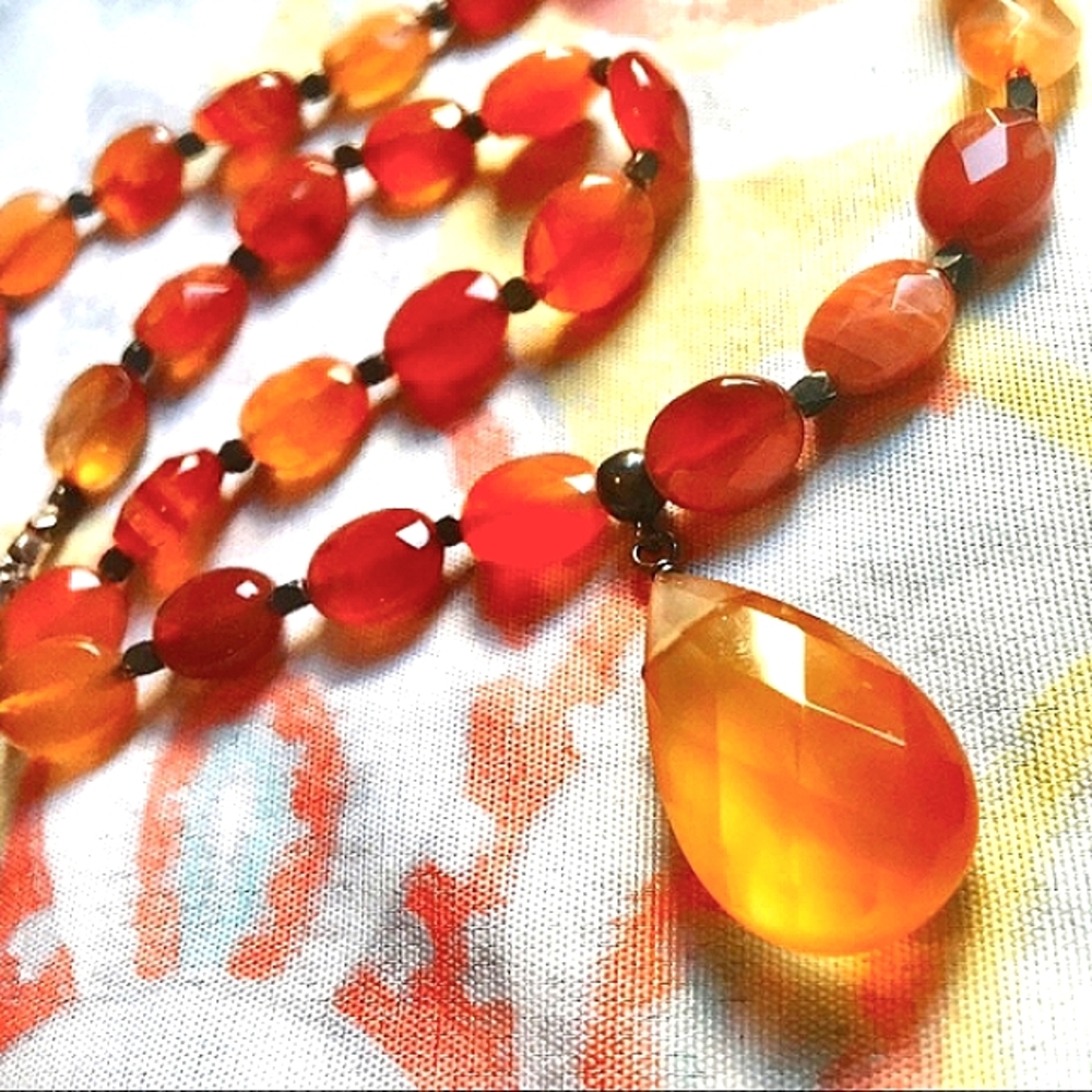 📌Sold locally📌Citrine & carnelian necklace